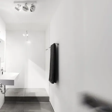 Criston - Cozy Cityhome 8 Lejlighed *